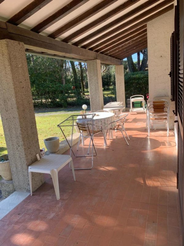 Vrijstaande woning in Massa