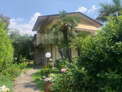 Maison individuelle à Montignoso