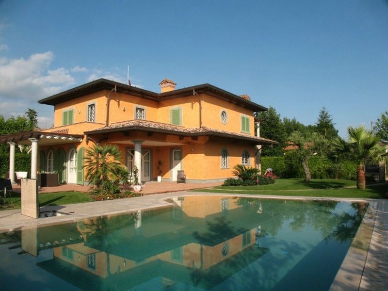 6 Bedrooms Villa for sale in Forte Dei Marmi [804646] | Gate-away®