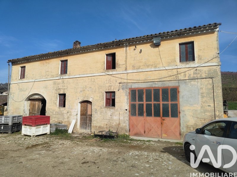 Casa de campo en Petritoli