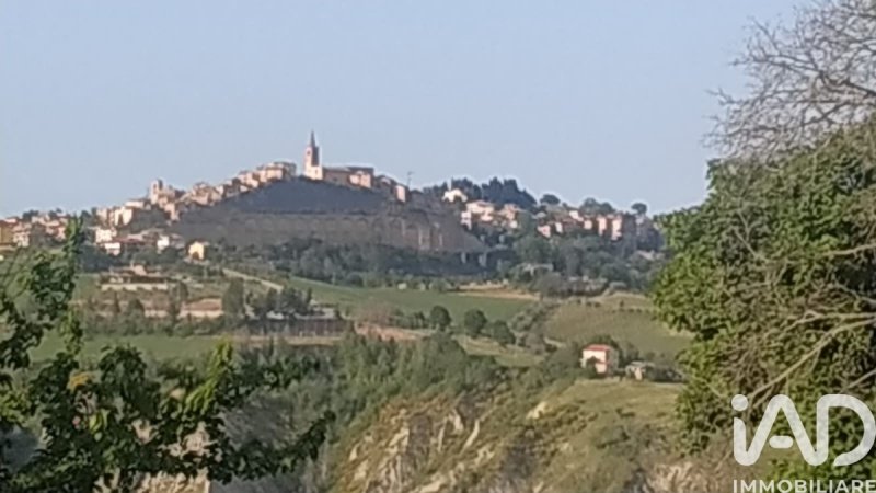 Casa independiente en Castignano