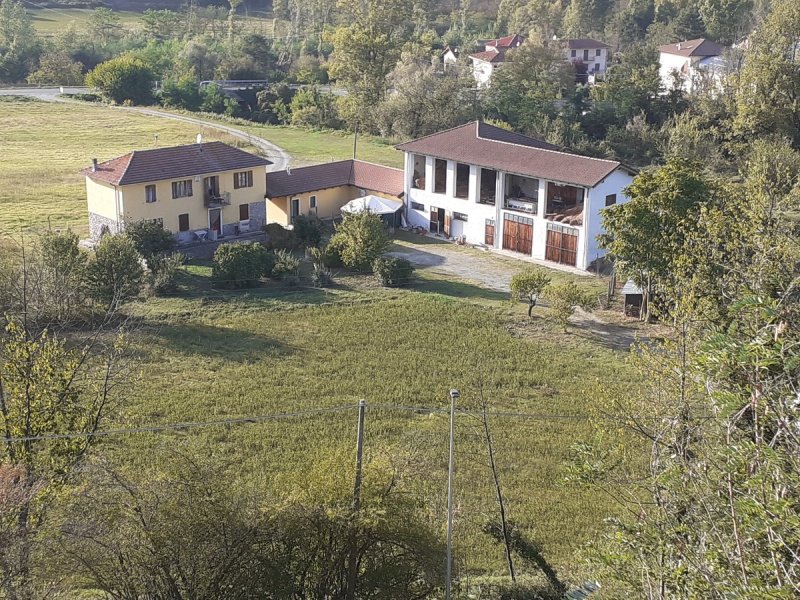 Casa indipendente a Acqui Terme