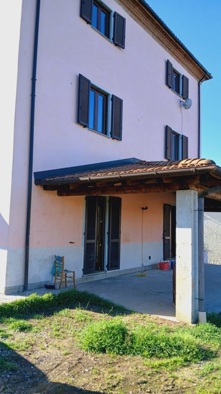 Detached house in Strevi
