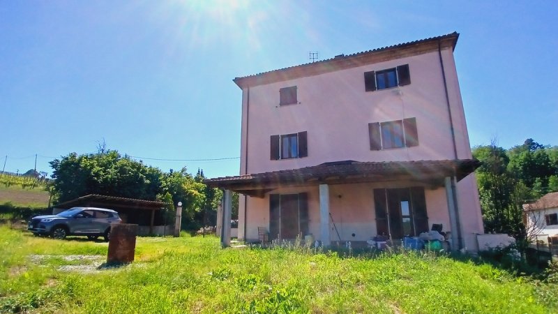 Detached house in Strevi