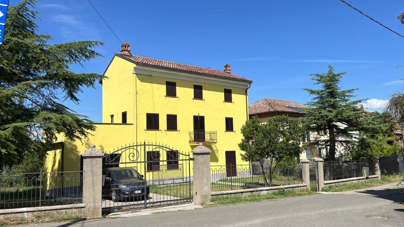 Villa en Cassine