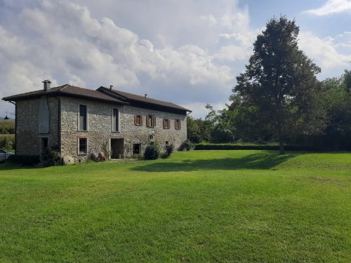 Casa independiente en Montechiaro d'Acqui