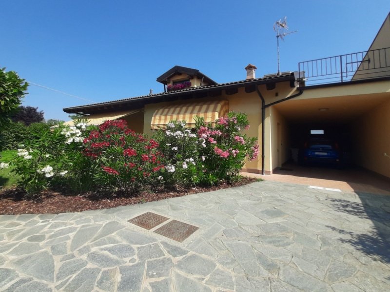 Villa in Rocca Grimalda