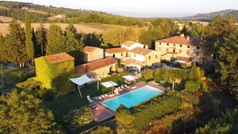 Klein huisje op het platteland in Anghiari