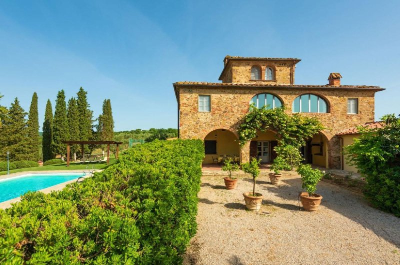 Отдельно стоящий дом в Синалунга