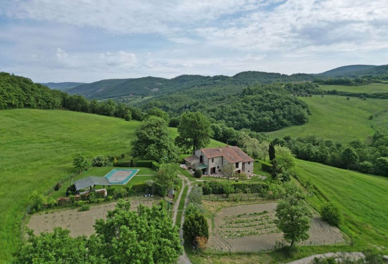 Casolare a Radicofani