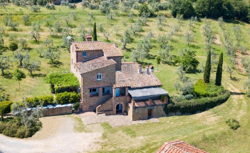 Farmhouse in Civitella in Val di Chiana