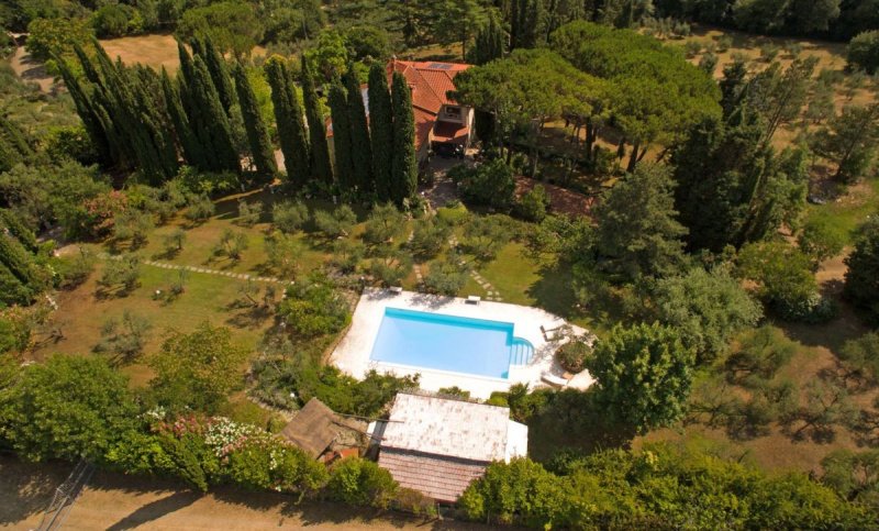 Farmhouse in Arezzo