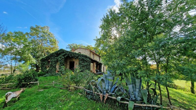 罗卡尔贝尼亚农舍