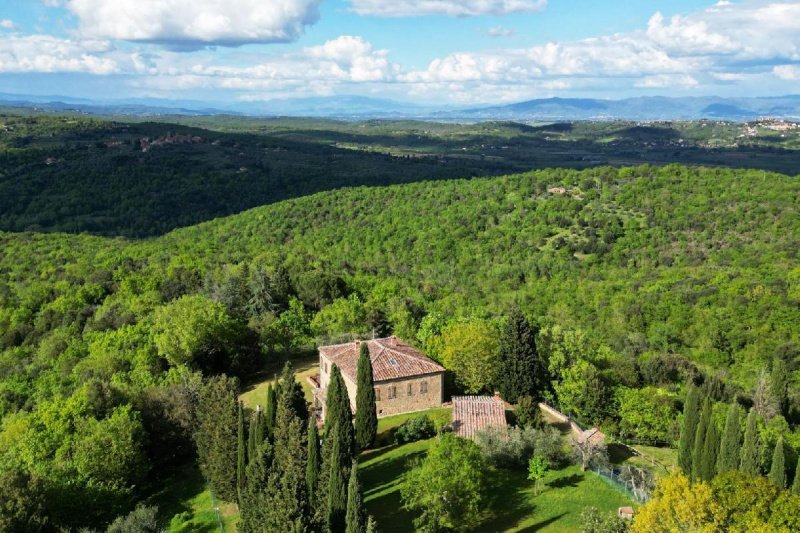 7 Bedrooms Farmhouse for sale in Sinalunga [806328] | Gate-away®