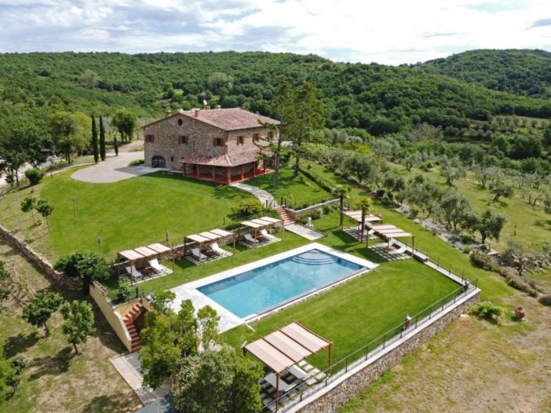 Farmhouse in Civitella in Val di Chiana