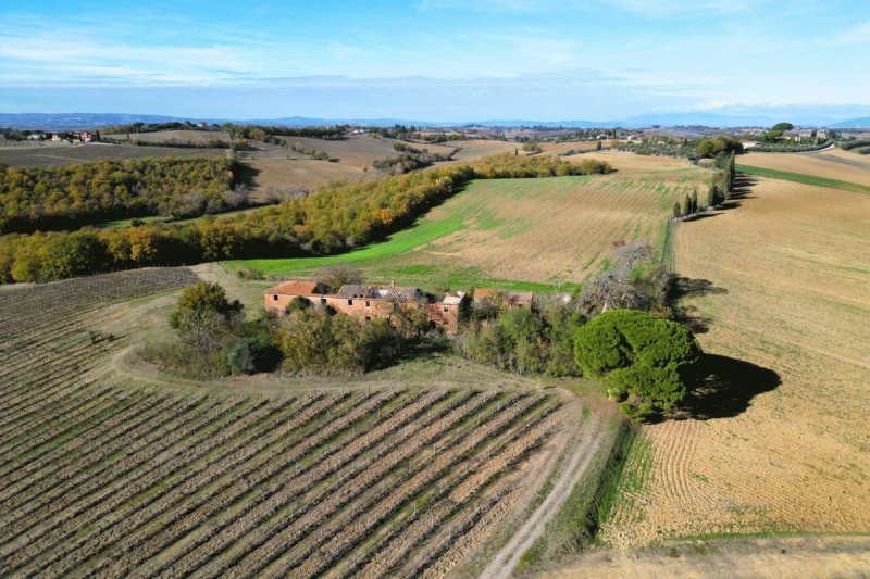 Farmhouse in Montepulciano