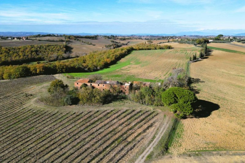 Farmhouse in Montepulciano