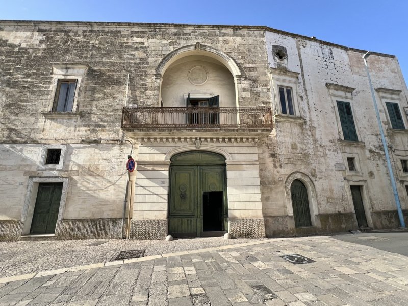 Palazzo a Sogliano Cavour