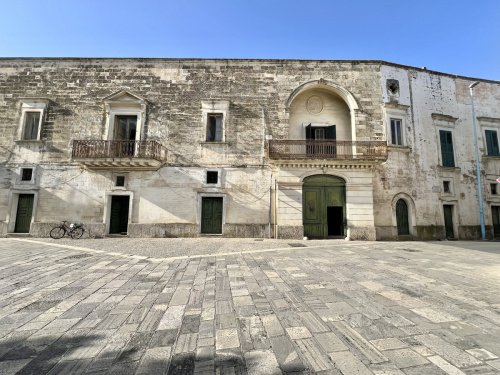Palazzo a Sogliano Cavour