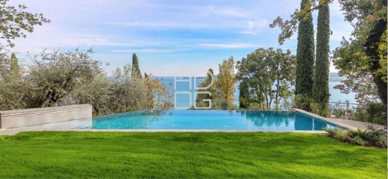Villa i Padenghe sul Garda