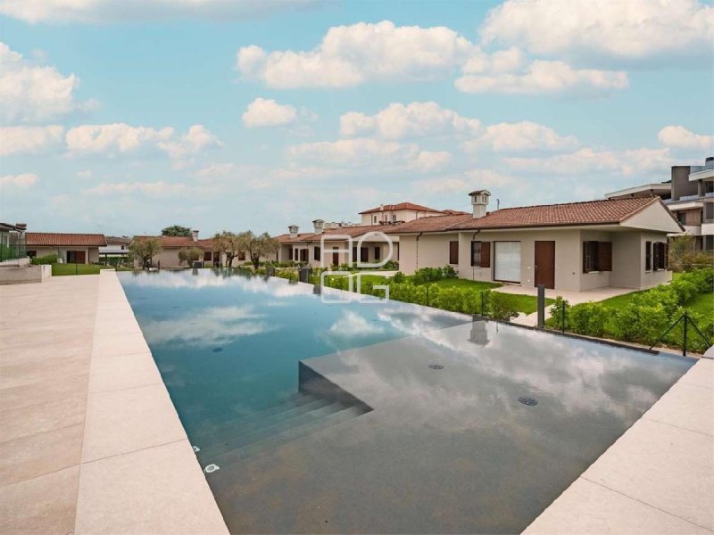 2 Bedrooms Apartment for sale in Desenzano Del Garda [803688] | Gate-away®