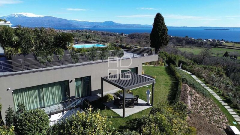 加尔达湖畔帕登盖公寓