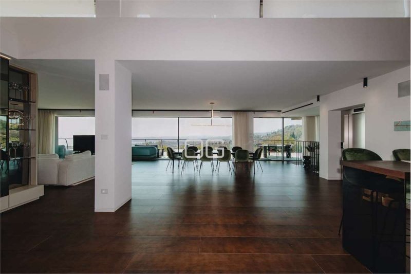 Villa à Padenghe sul Garda