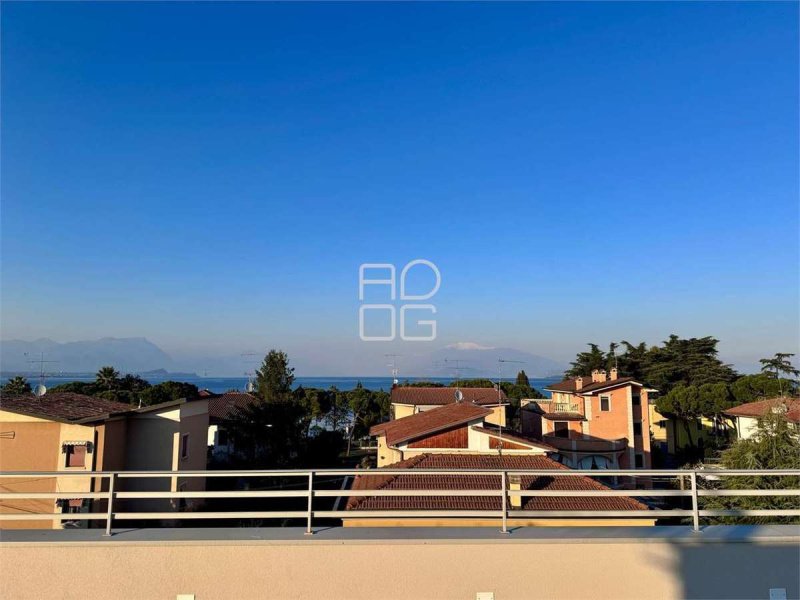 Attico a Desenzano del Garda
