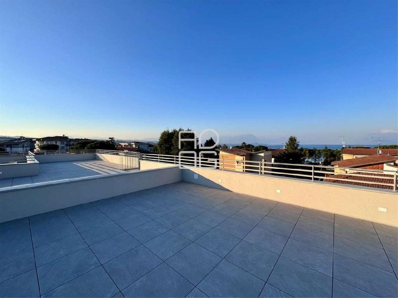 Attico a Desenzano del Garda