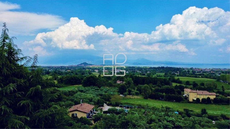 Moradia em Soiano del Lago