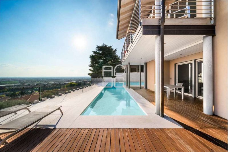 Villa in Castiglione delle Stiviere