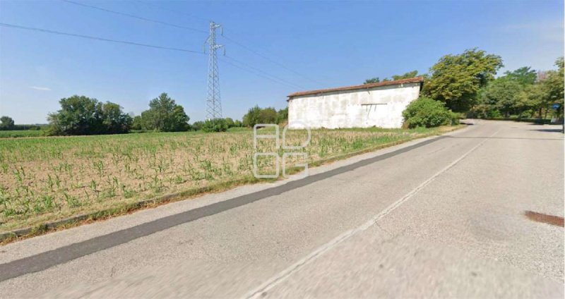 Klein huisje op het platteland in Desenzano del Garda