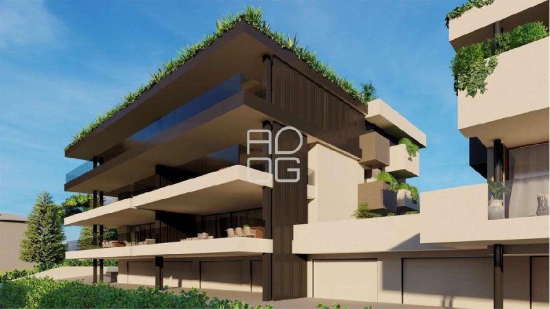 Квартира в Дезенцано-дель-Гарда