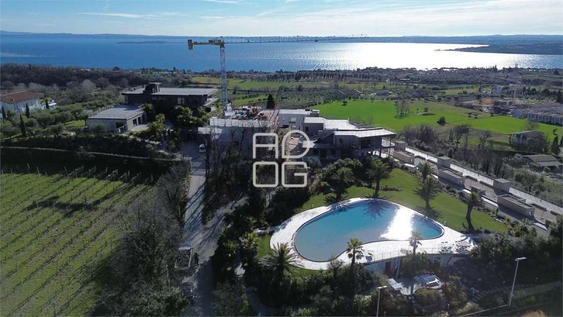 Villa i Padenghe sul Garda