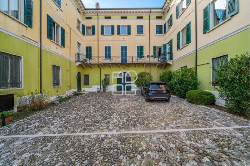Apartment in Desenzano del Garda
