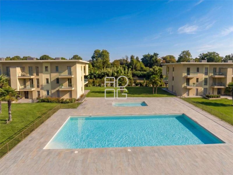 Lägenhet i Desenzano del Garda