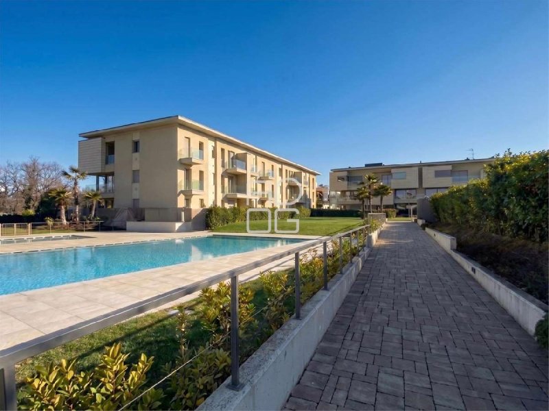 Lägenhet i Desenzano del Garda