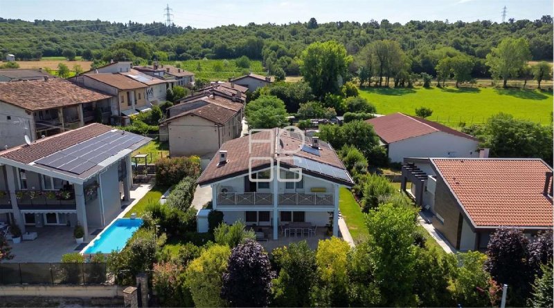 Moradia em Lonato del Garda