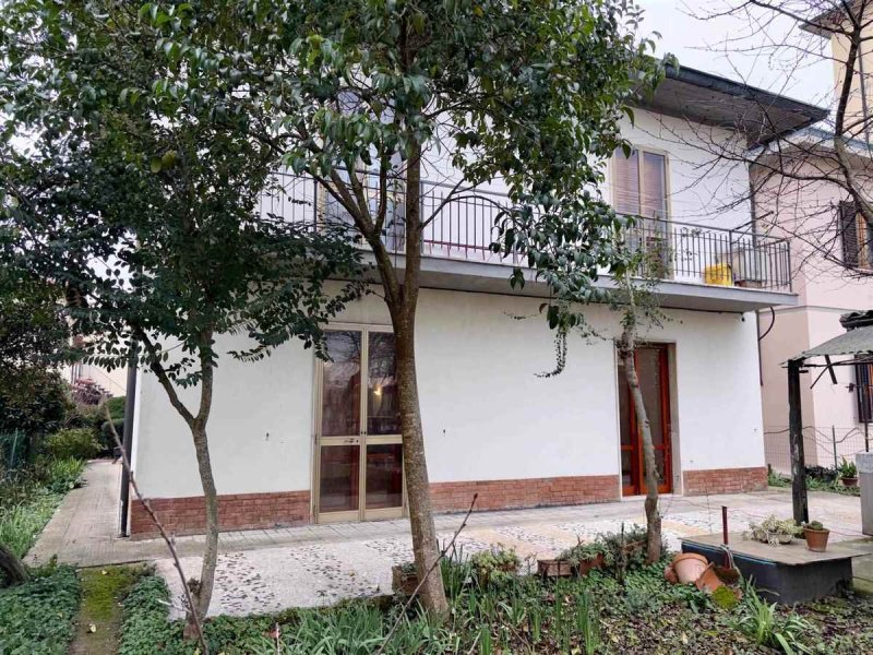 Casa em Campi Bisenzio