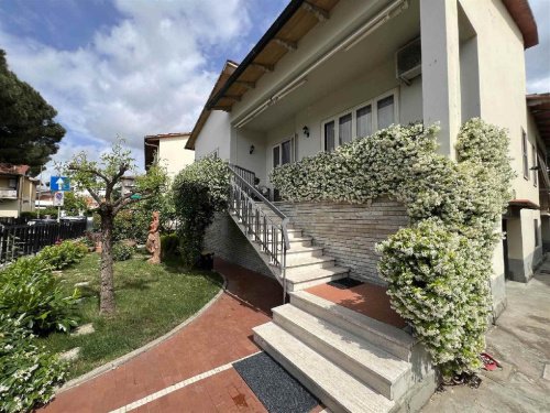 Villa i Campi Bisenzio