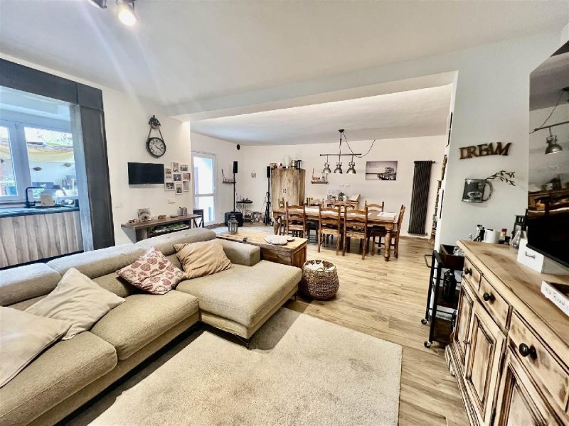 Appartement à Campi Bisenzio