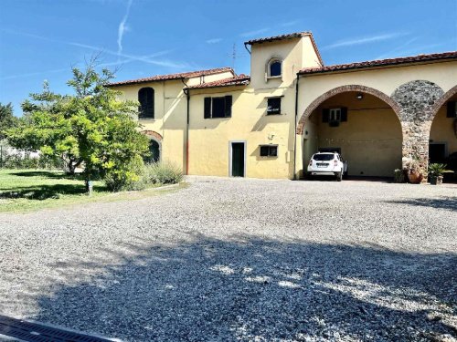 Casa de fazenda em Campi Bisenzio