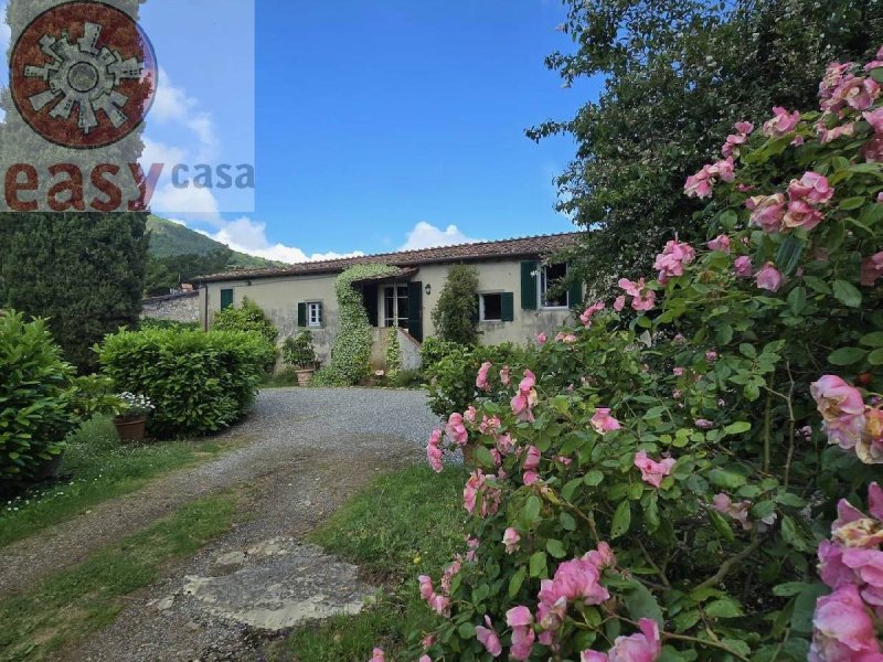 Casa di campagna a Lucca