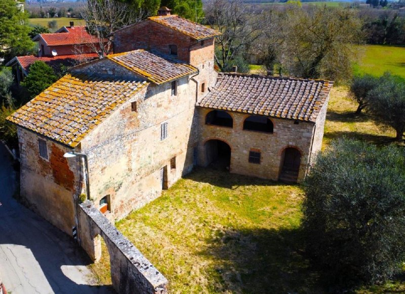 Country house in Colle di Val d'Elsa