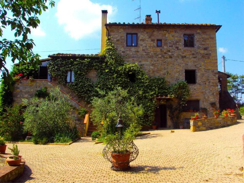 Klein huisje op het platteland in Barberino Tavarnelle
