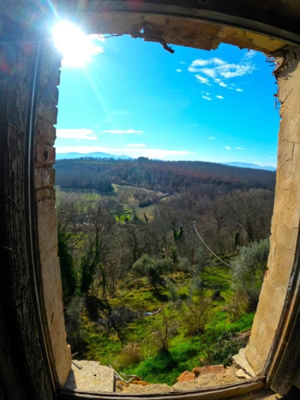 埃尔萨谷口村乡间房屋