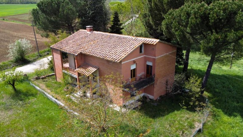 Einfamilienhaus in Casole d'Elsa