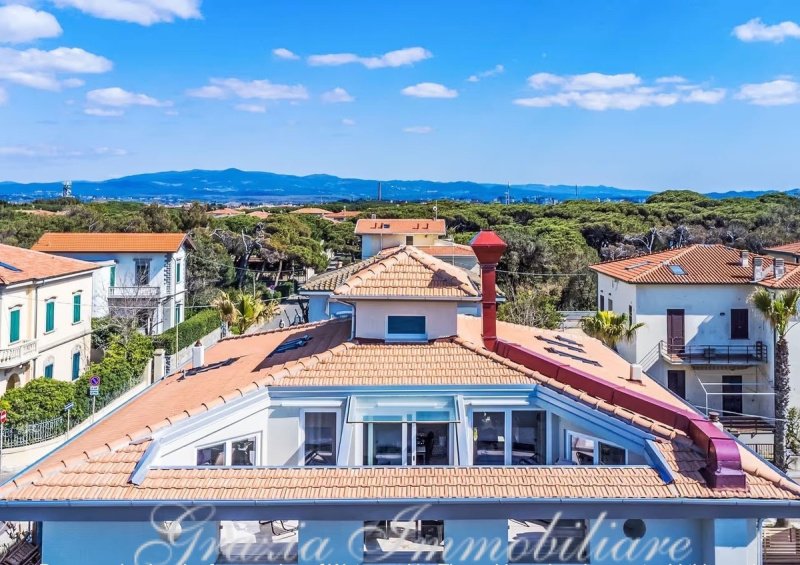 3 Bedrooms Apartment for sale in Cecina [802943] | Gate-away®