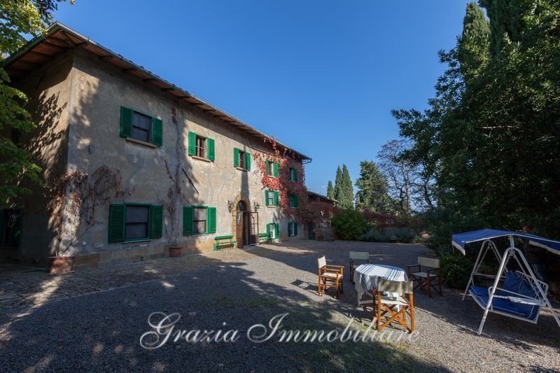 Kleines Dorf in Volterra