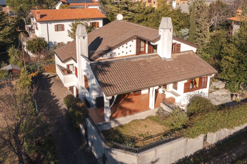 杜伊诺-奥里西纳别墅